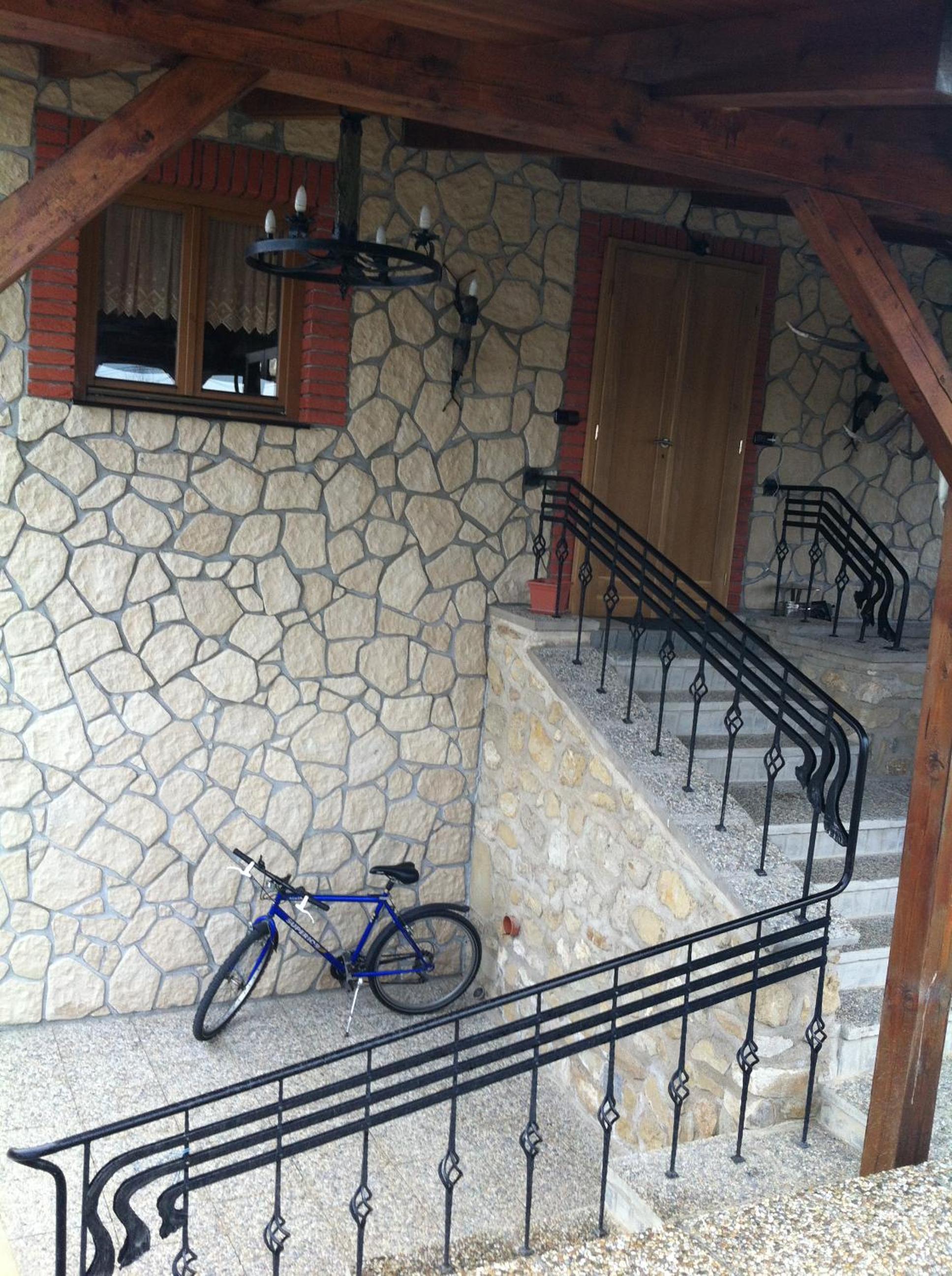 U sedmi zlodějů - Vrbice
