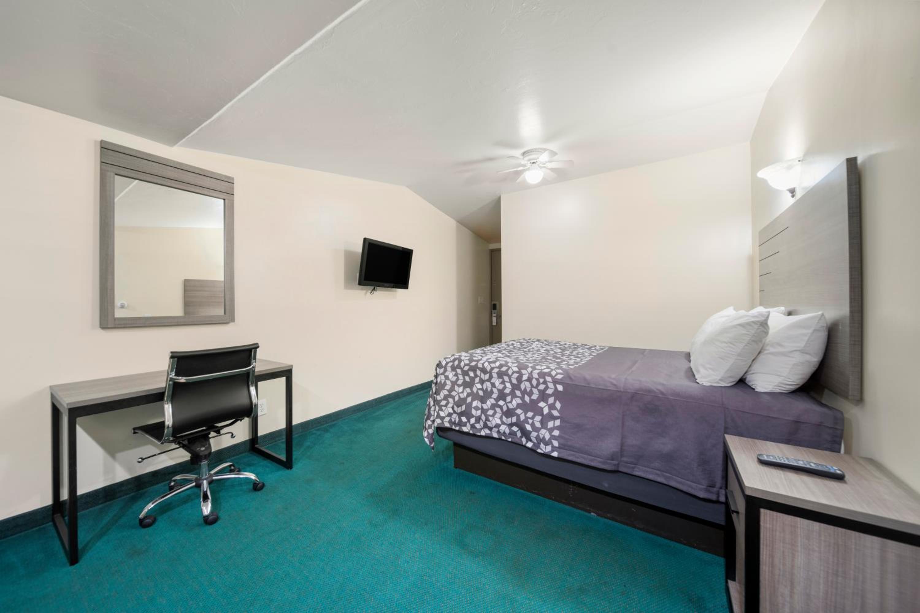 Kingsway Inn