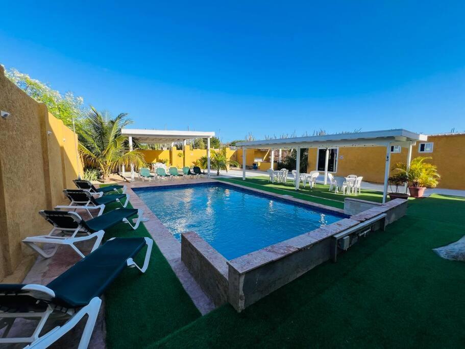 The Gold Vacation Apartments & Villa Aruba