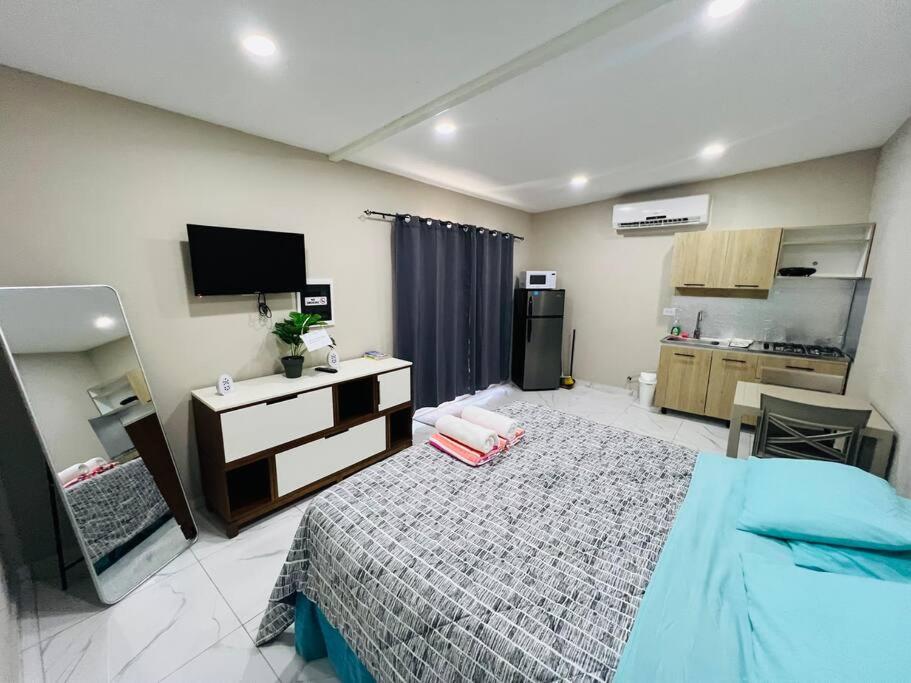 The Gold Vacation Apartments & Villa Aruba
