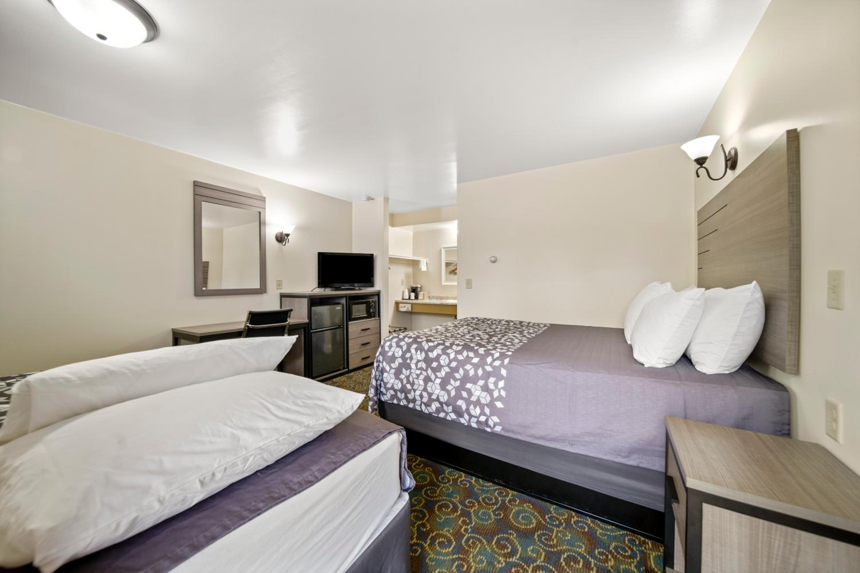 Kingsway Inn
