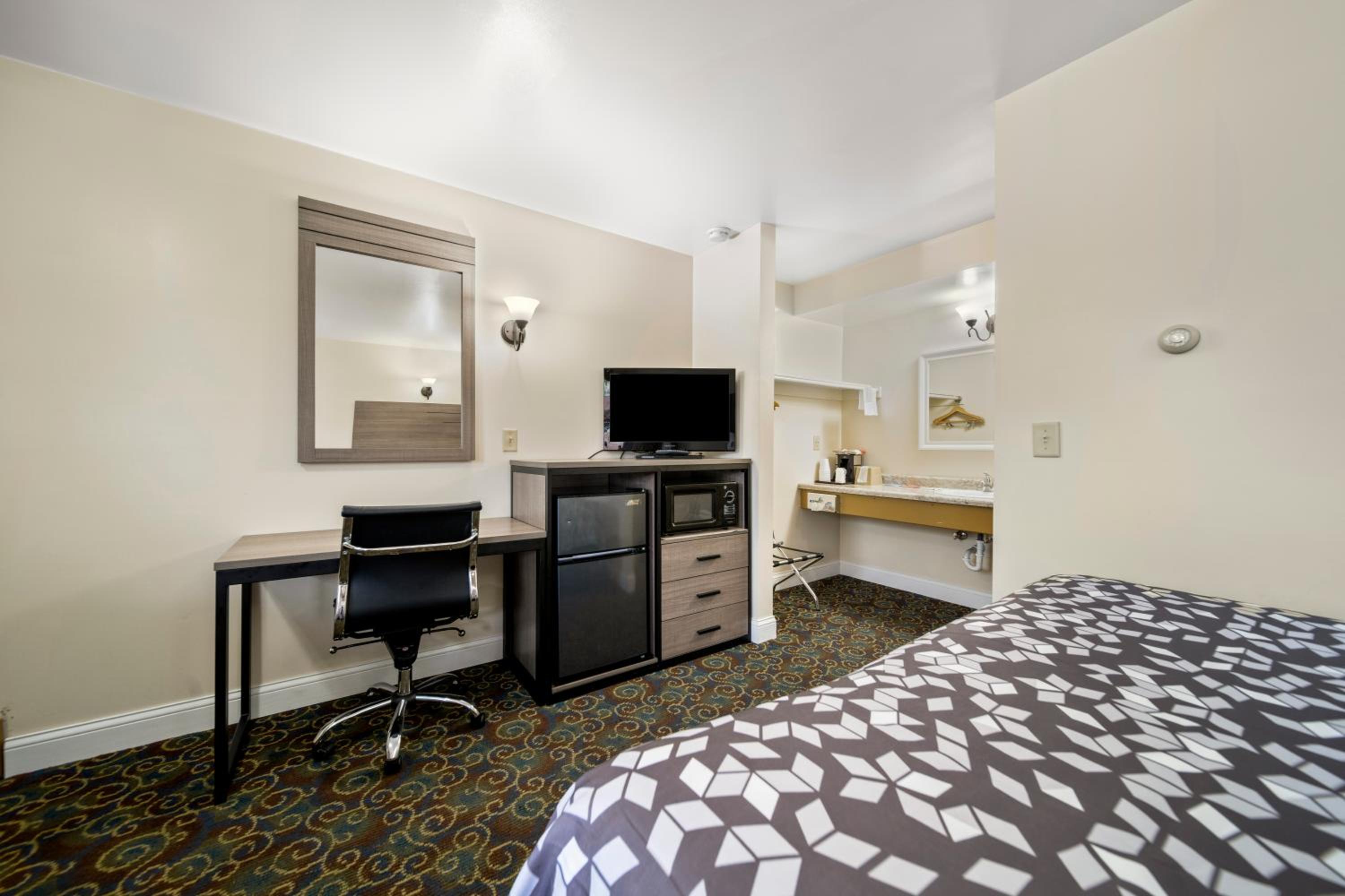Kingsway Inn