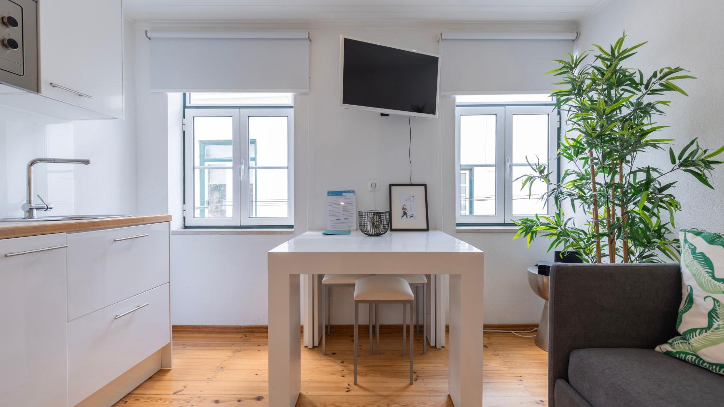 Fancy Alfama Apartment by LovelyStay view 2