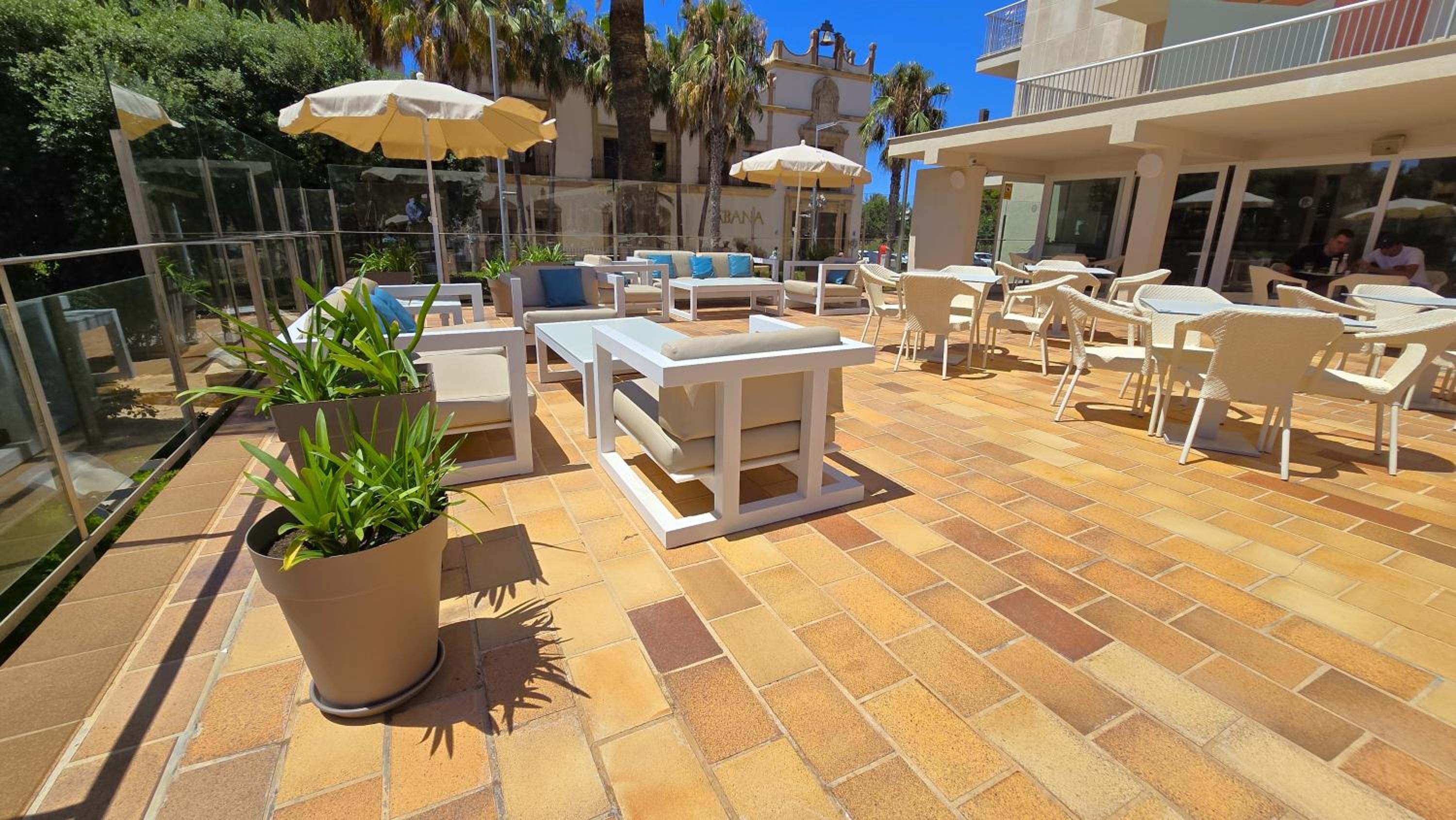 Playa de Palma Vacations - Leman Hotel y Apartamentos - Property Image 4