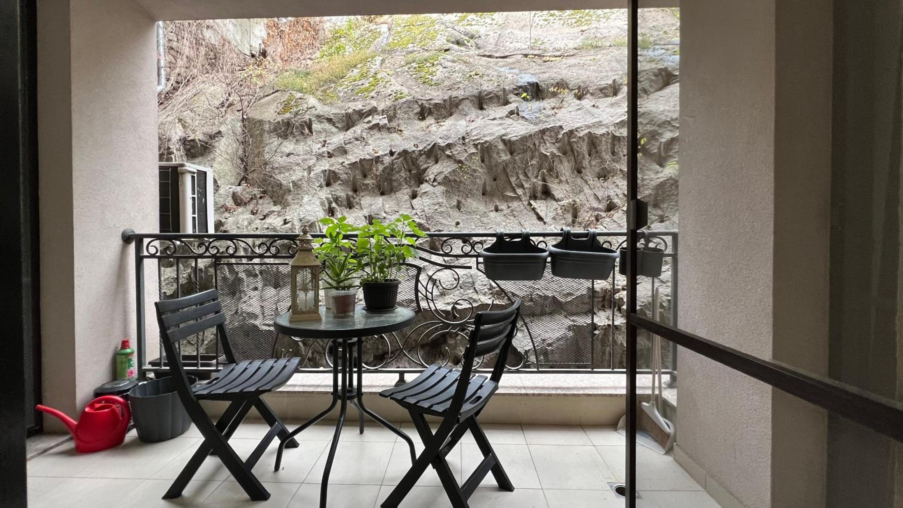 Serene Luxury Retreat Near Kapana