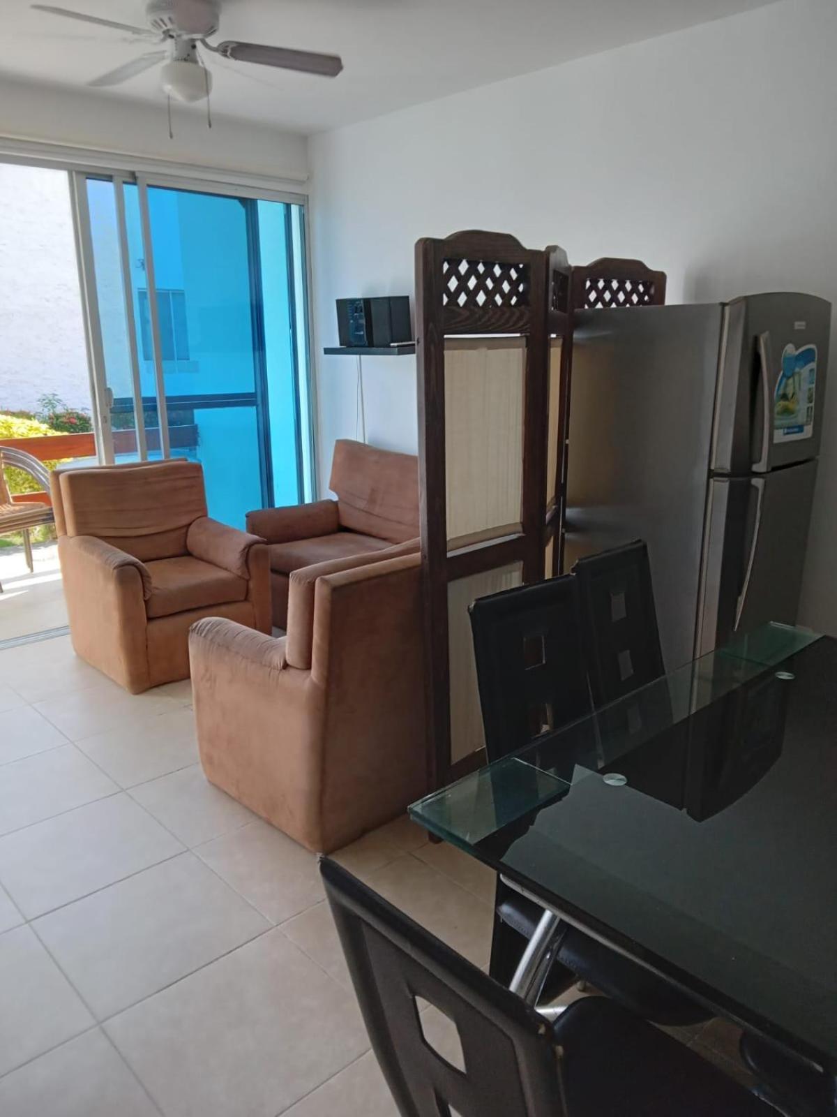 Alquiler casa en Tonsupa