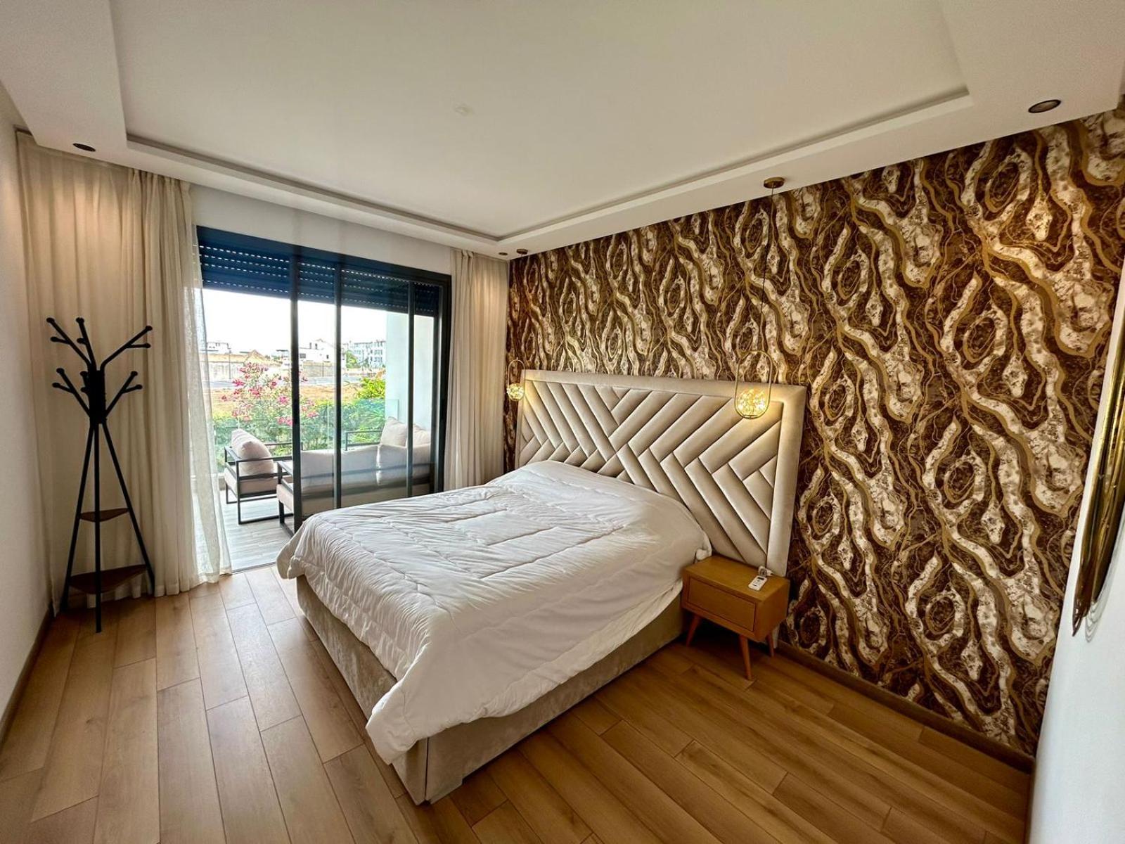 Condo in Casablanca , Beachfront