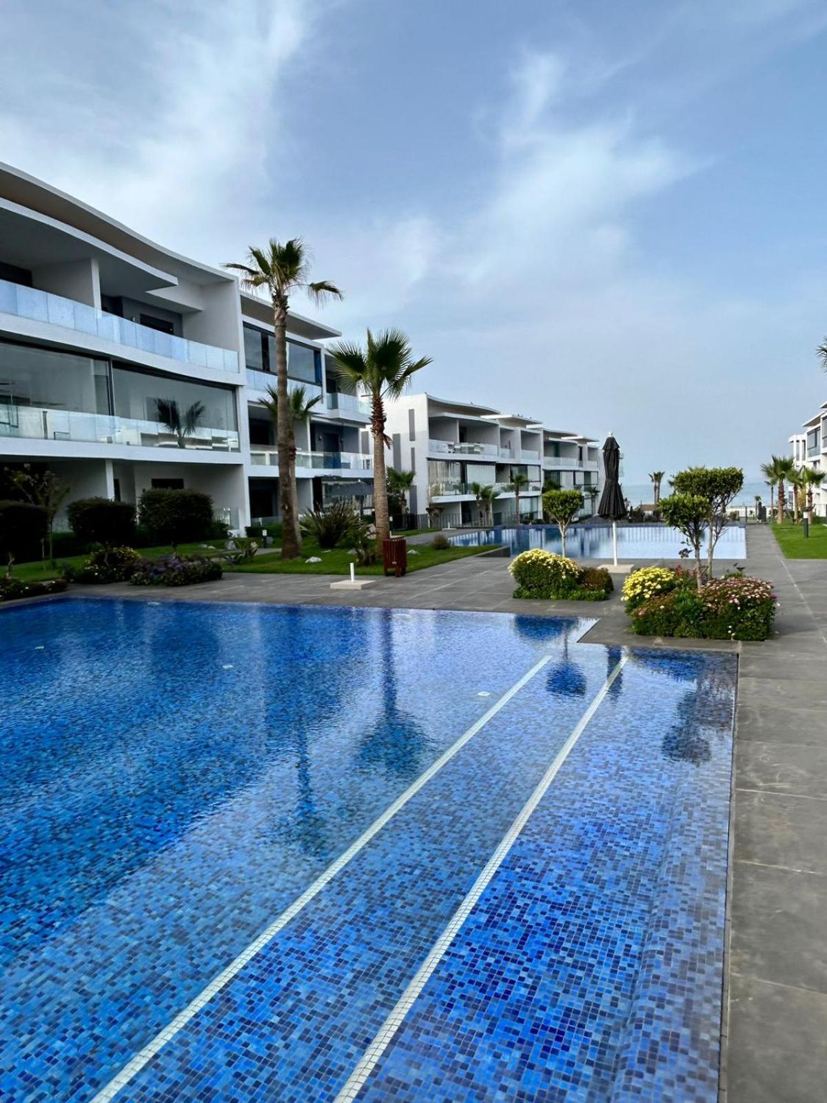 Condo in Casablanca , Beachfront