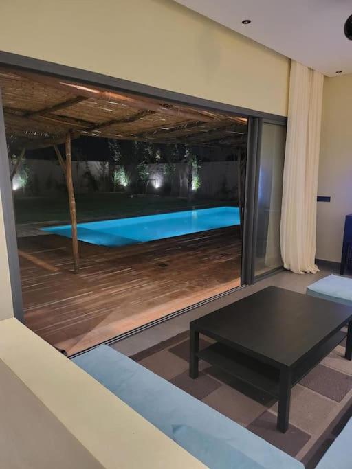 Villa piscine sans vis-à-vis view 3