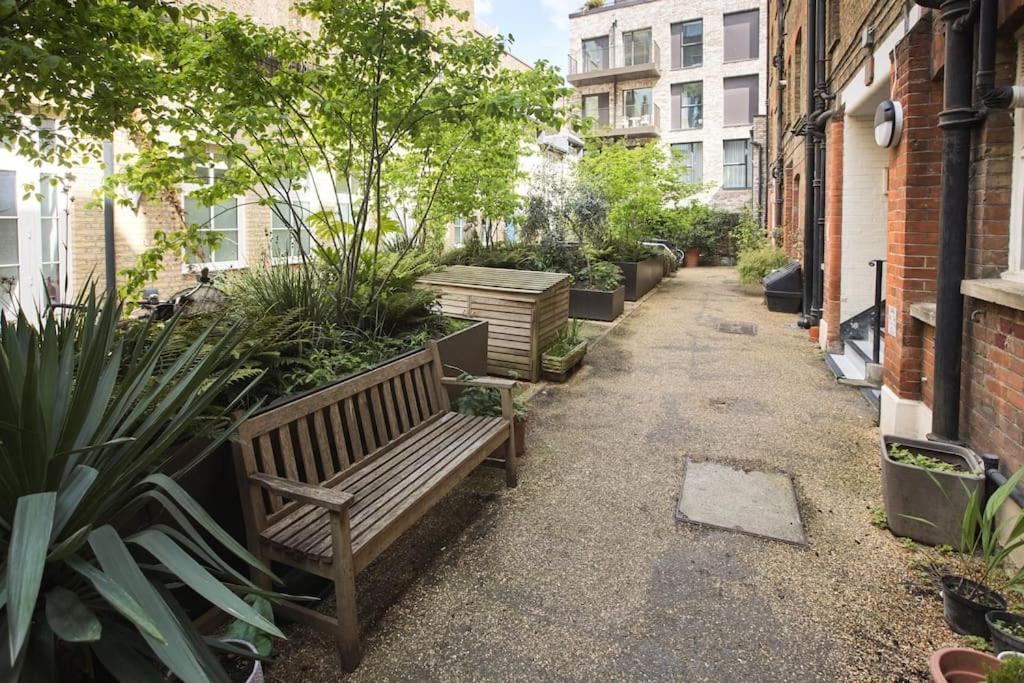 Top-Floor Covent Garden Flat