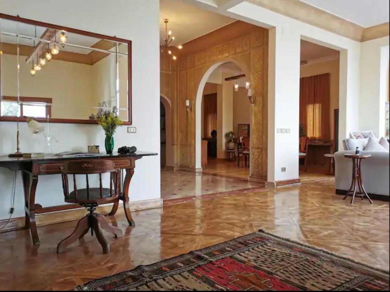 Luxury On the Nile - Zamalek Apartments