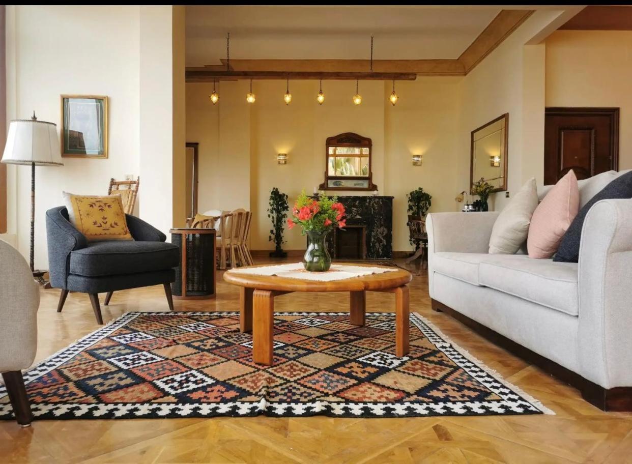Luxury On the Nile - Zamalek Apartments