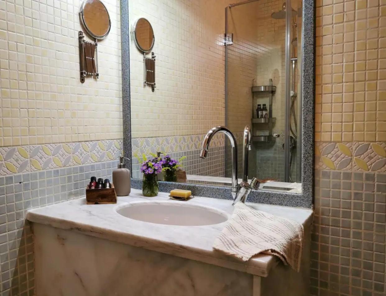 Luxury On the Nile - Zamalek Apartments