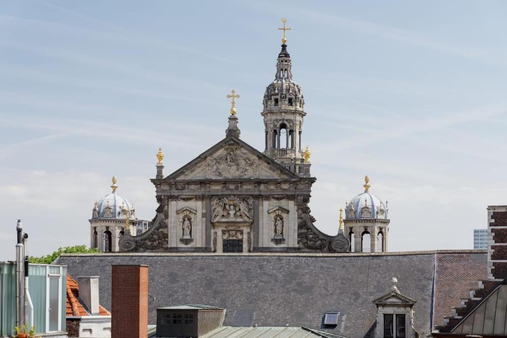 Mooi licht appartement in bruisend Antwerpen!