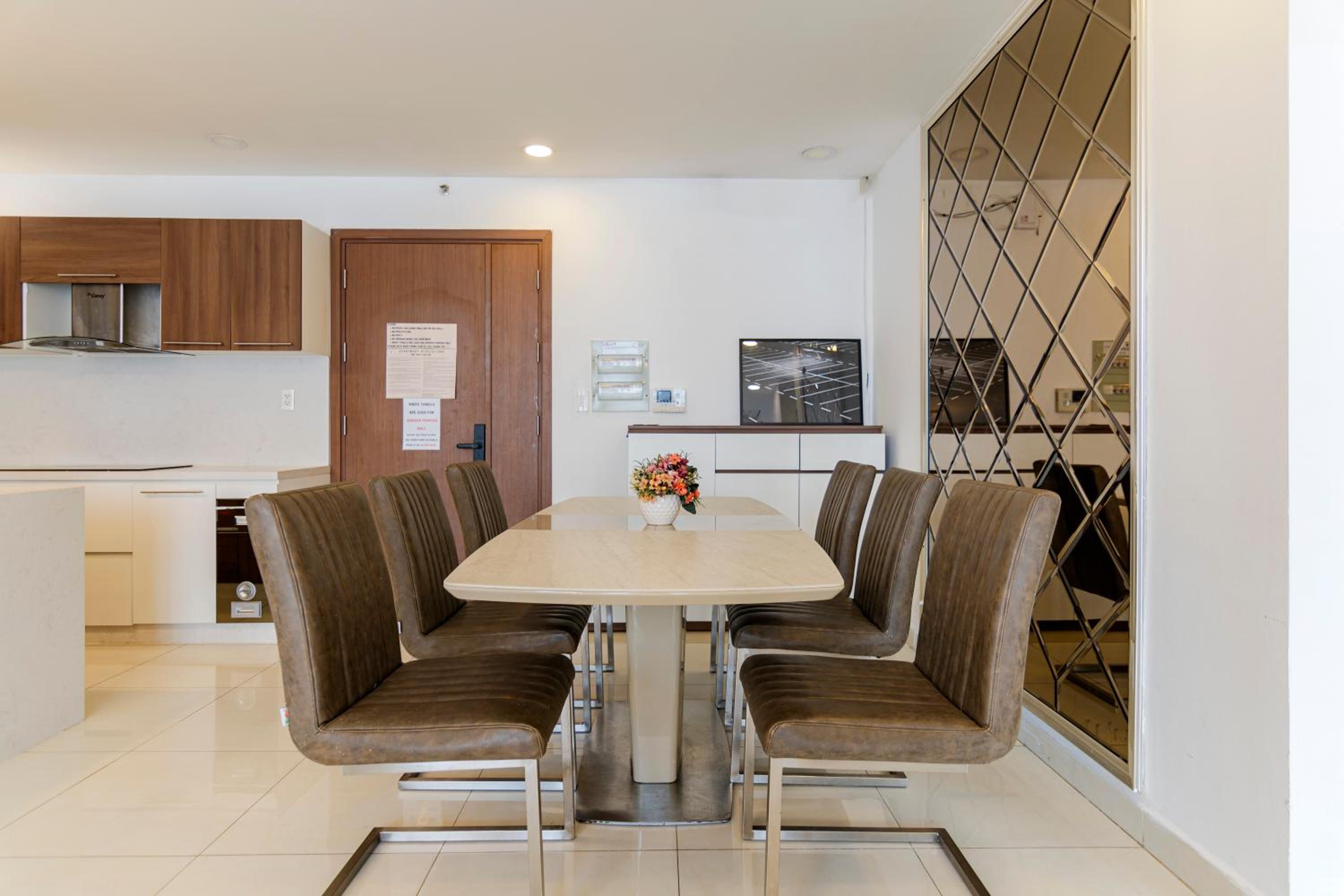 The Luxury GRAND RIVERSIDE Apartment City Center