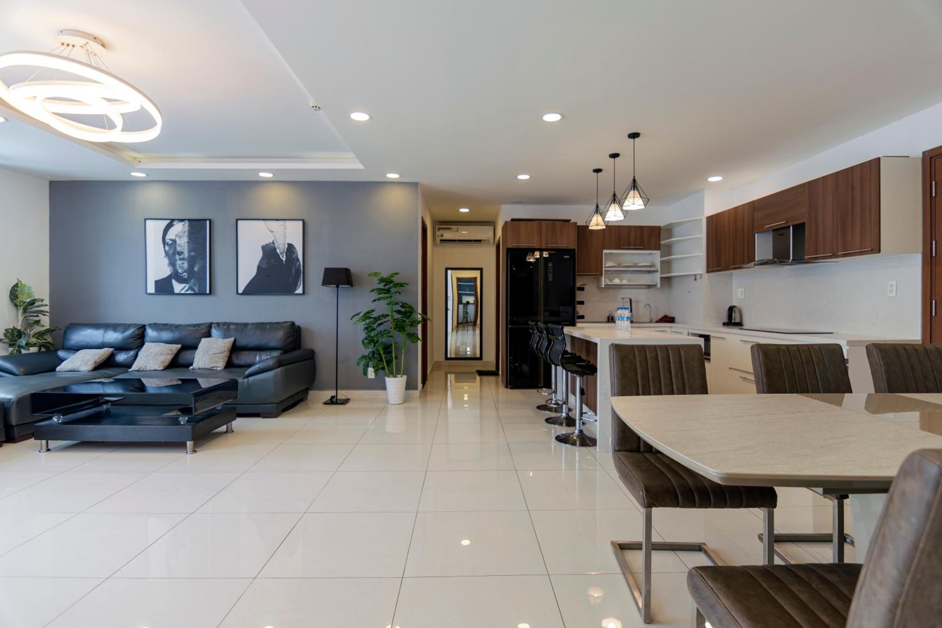 The Luxury GRAND RIVERSIDE Apartment City Center