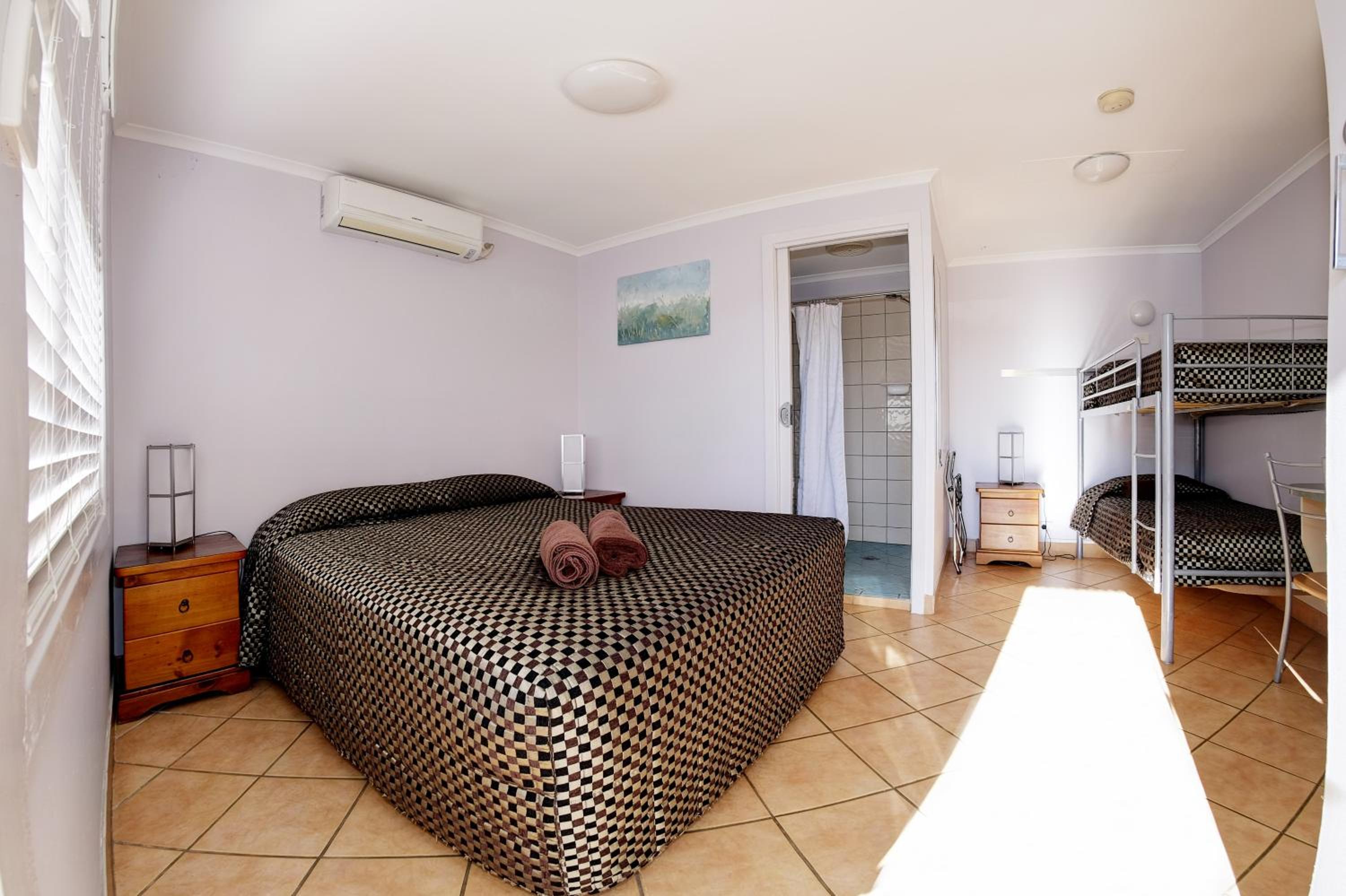 Bali Hi Motel