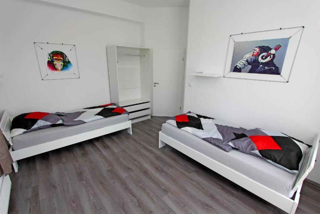 Am Kulturpark - Ferienwohnung mit 3 Schlafräumen für 6 Personen Neubrandenburg
