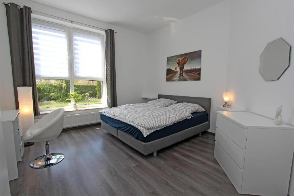 Am Kulturpark - Ferienwohnung mit 3 Schlafräumen für 6 Personen Neubrandenburg