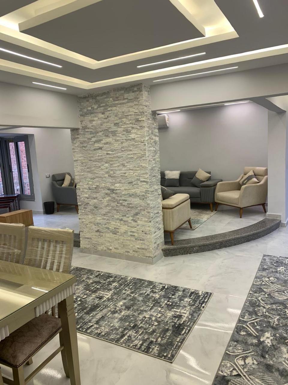 Super lux apartment