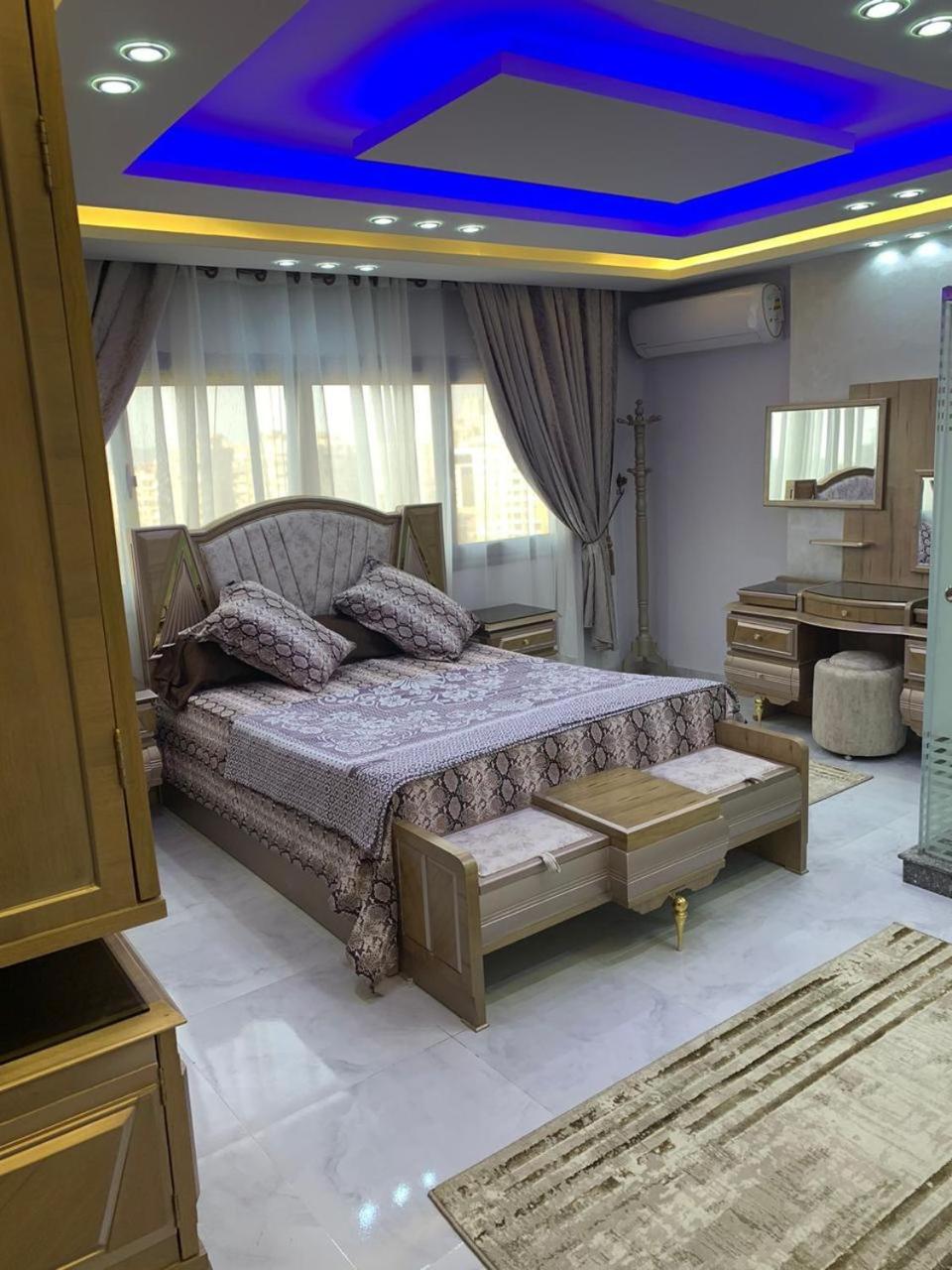 Super lux apartment