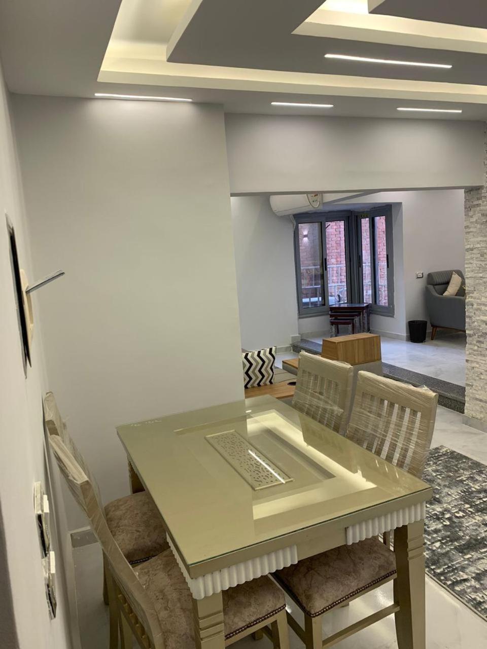 Super lux apartment