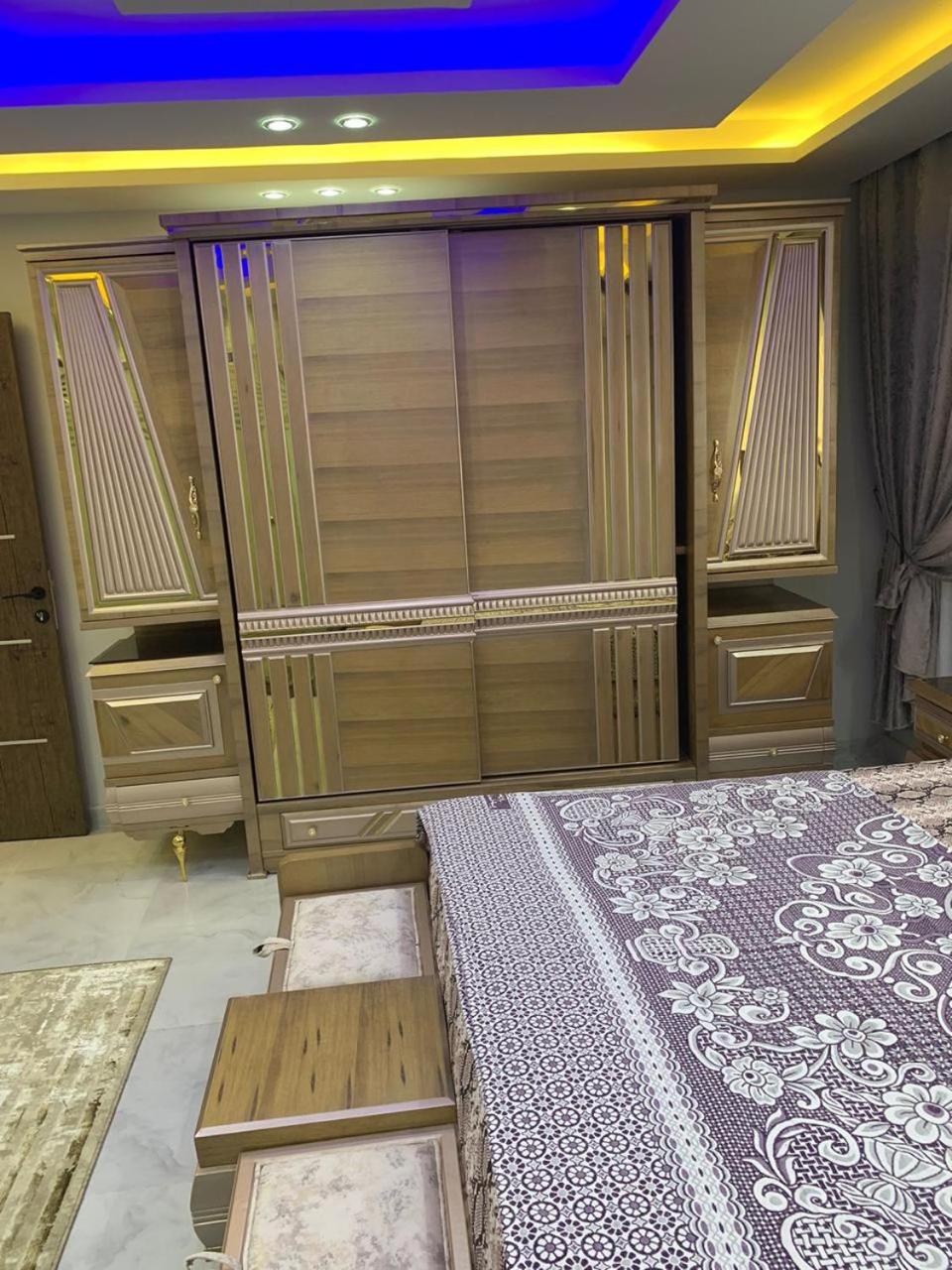 Super lux apartment