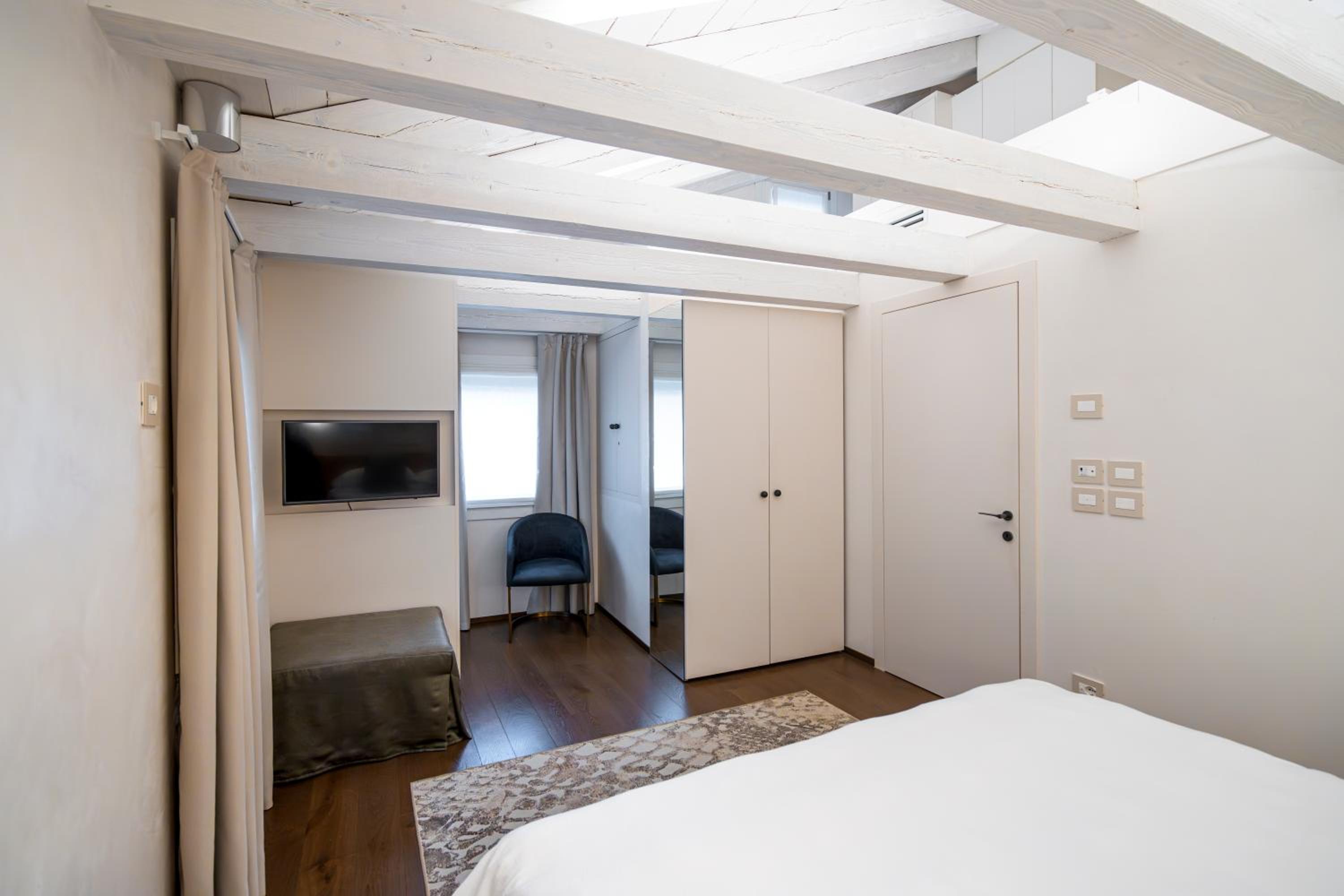 Palazzo Morosini Degli Spezieri - Lifestyle Apartments