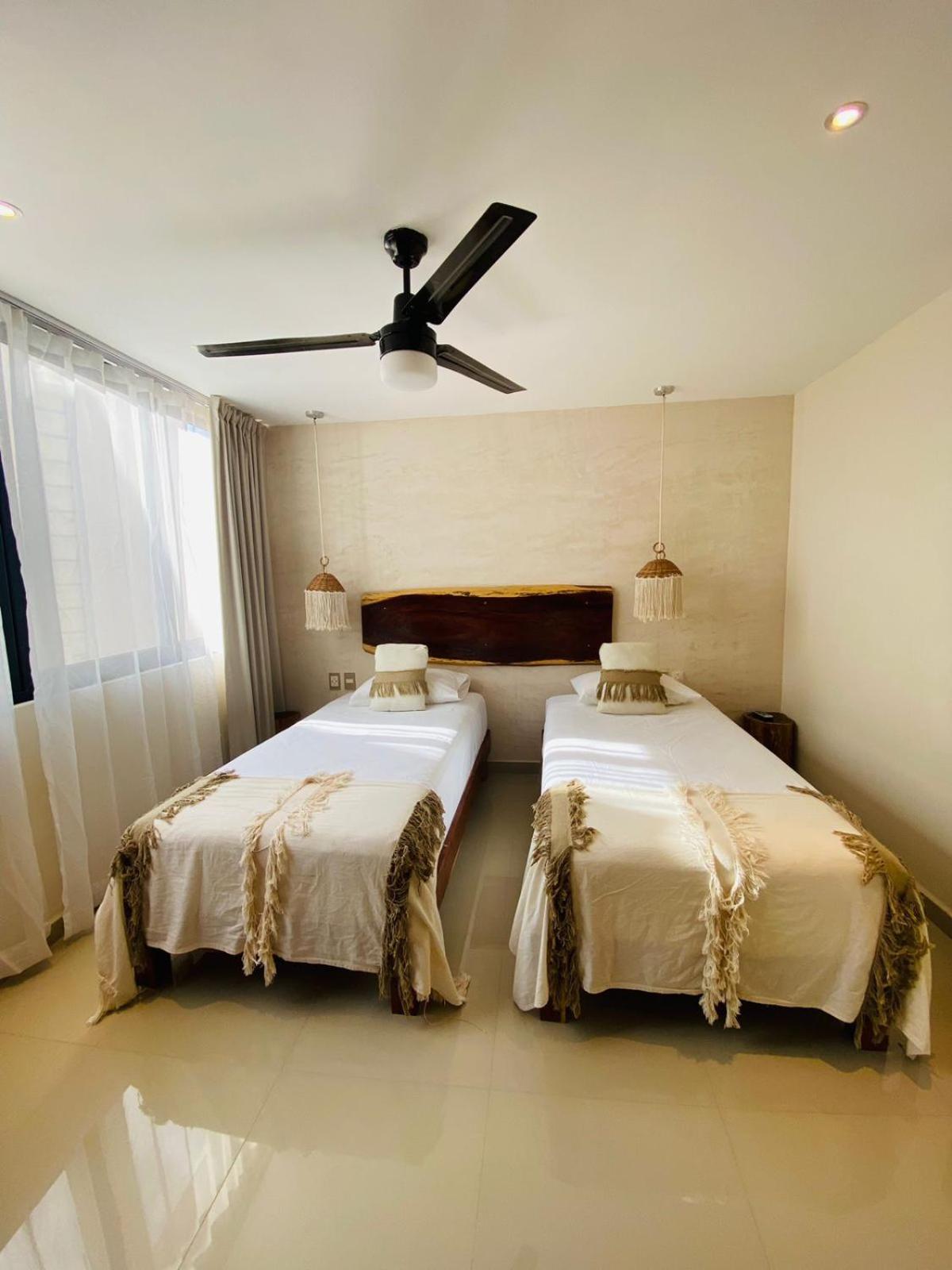 Penthouse PH1