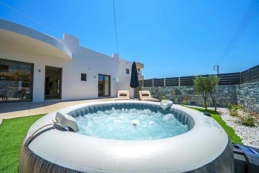 Elaia Luxury Villas view 2