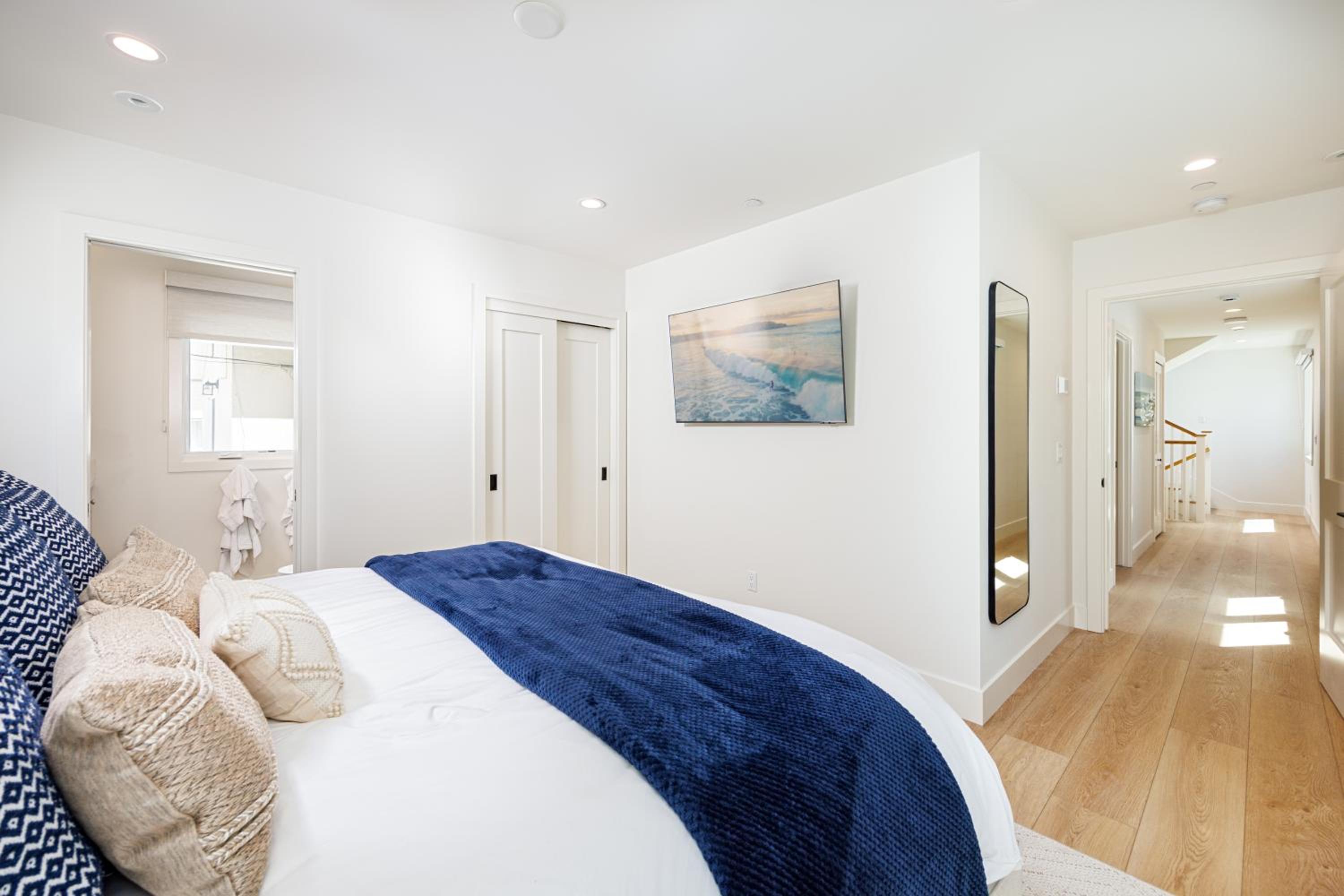 3 Bedrooms view 3