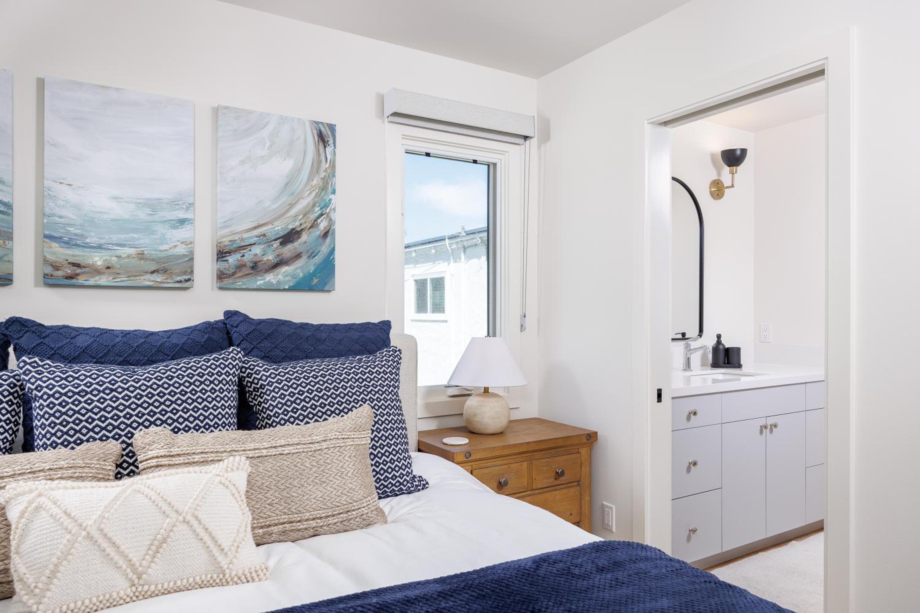3 Bedrooms view 4