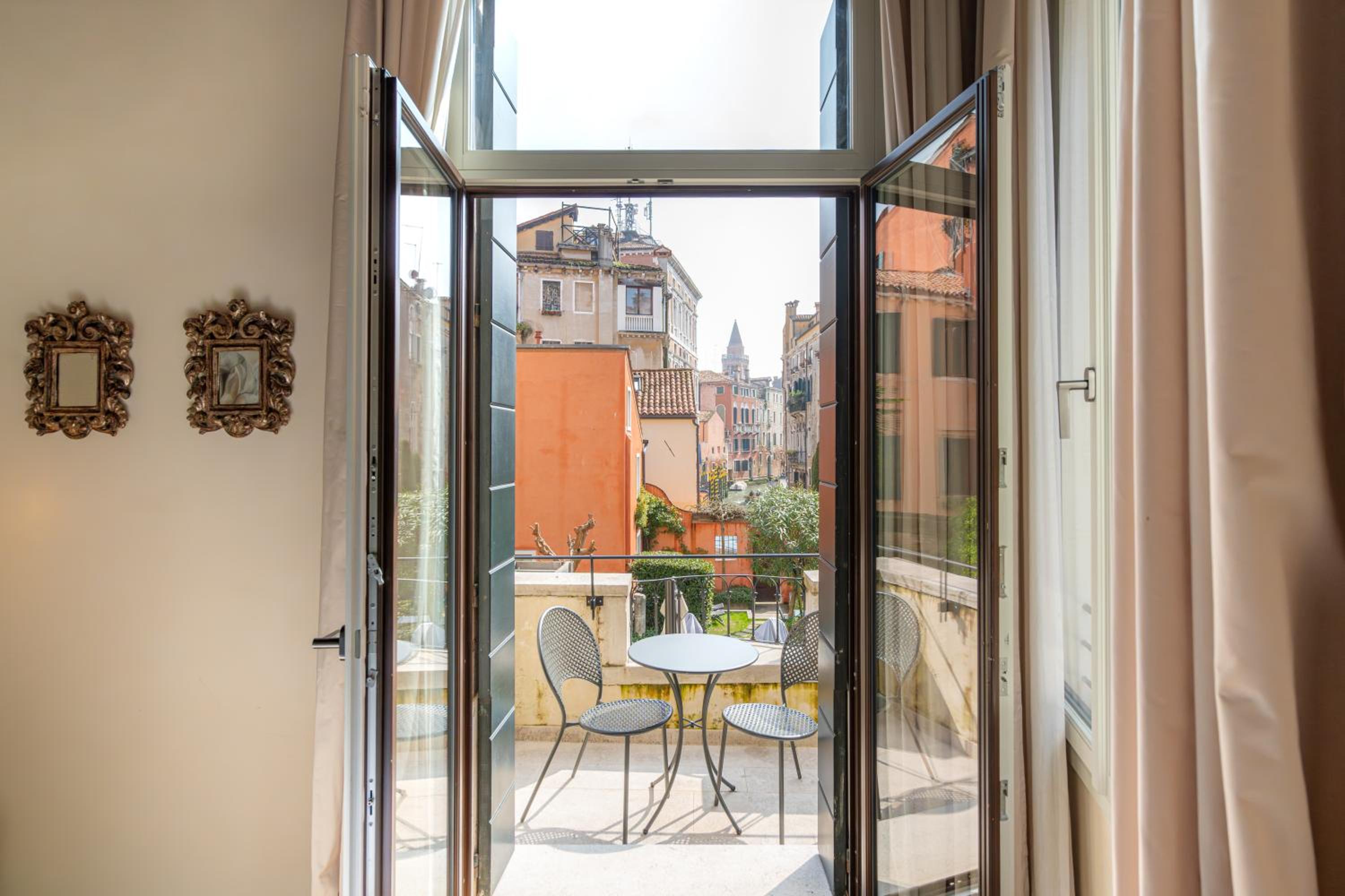 Palazzo Morosini Degli Spezieri - Lifestyle Apartments