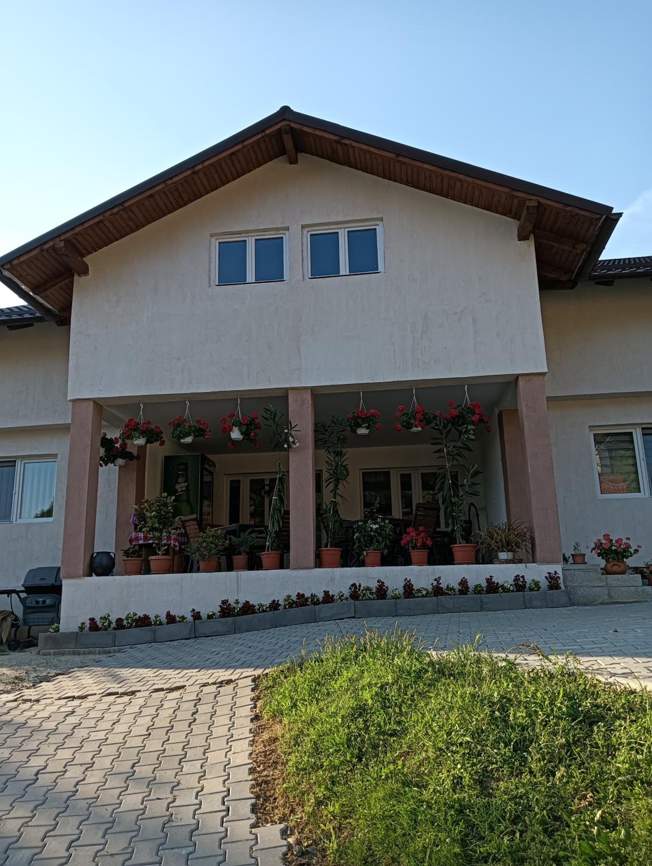 Casa Maksai view 2