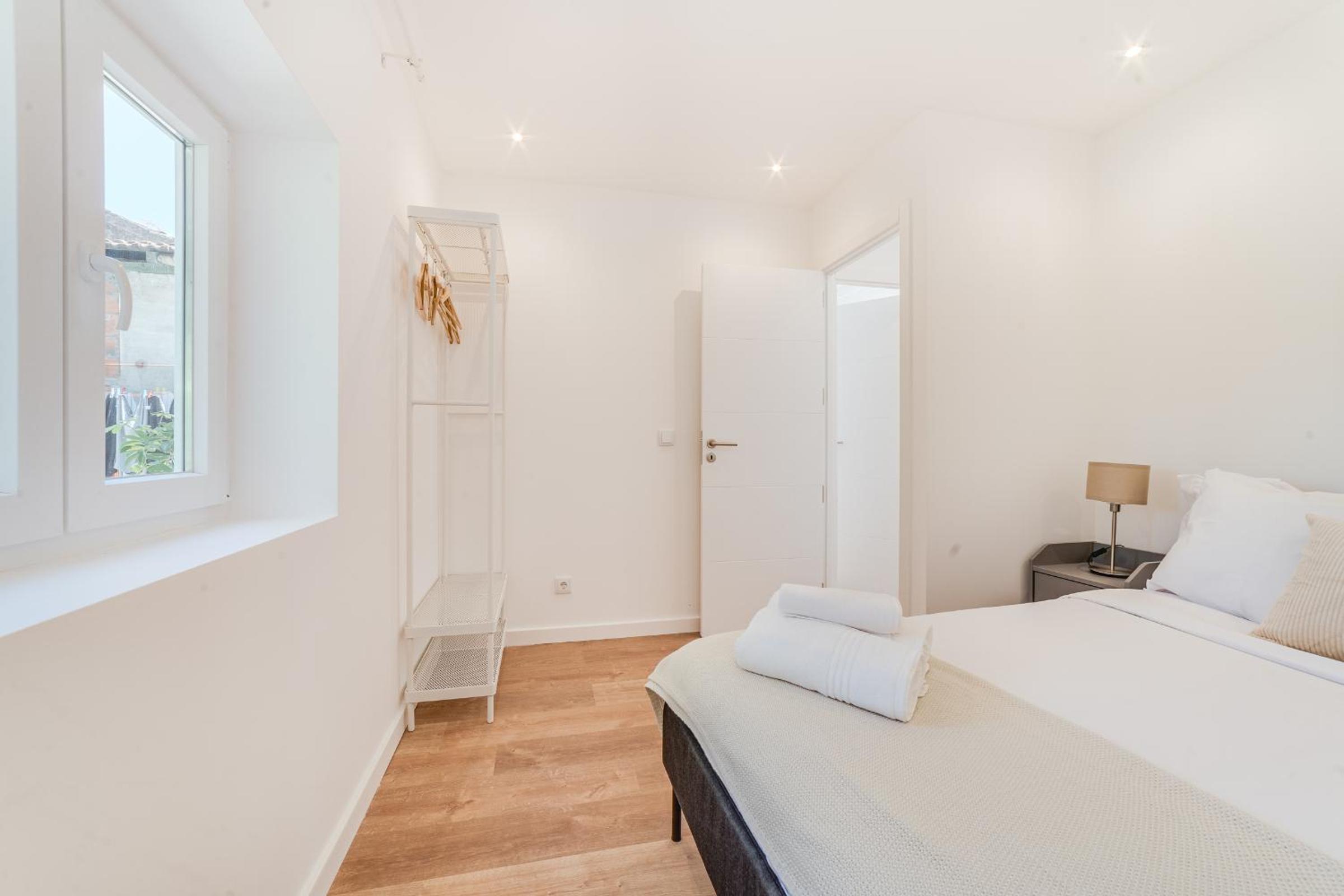 Campolide Duplex Apartments