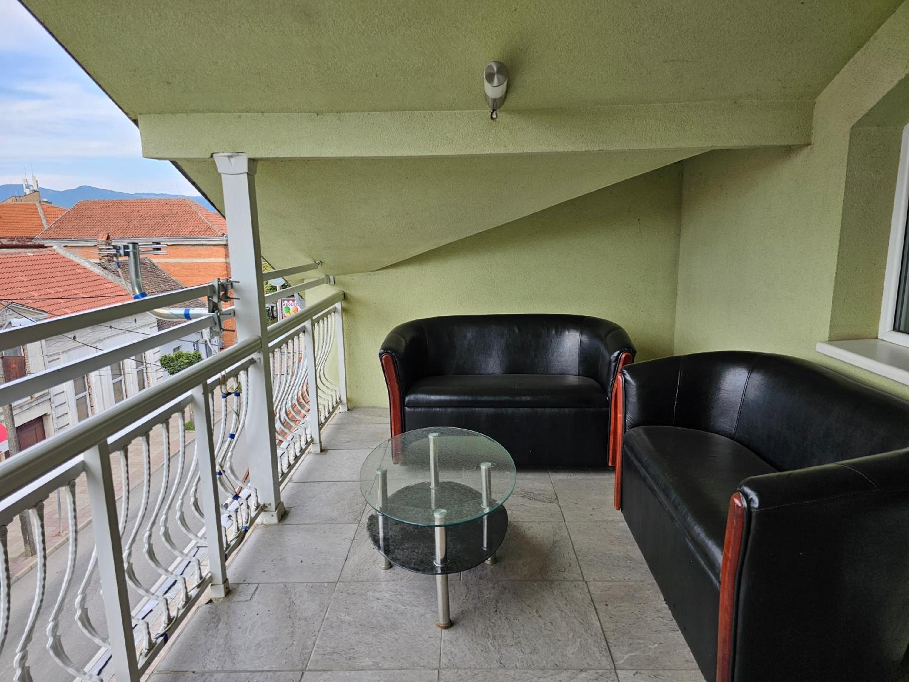 Apartmani Royal Residence view 4