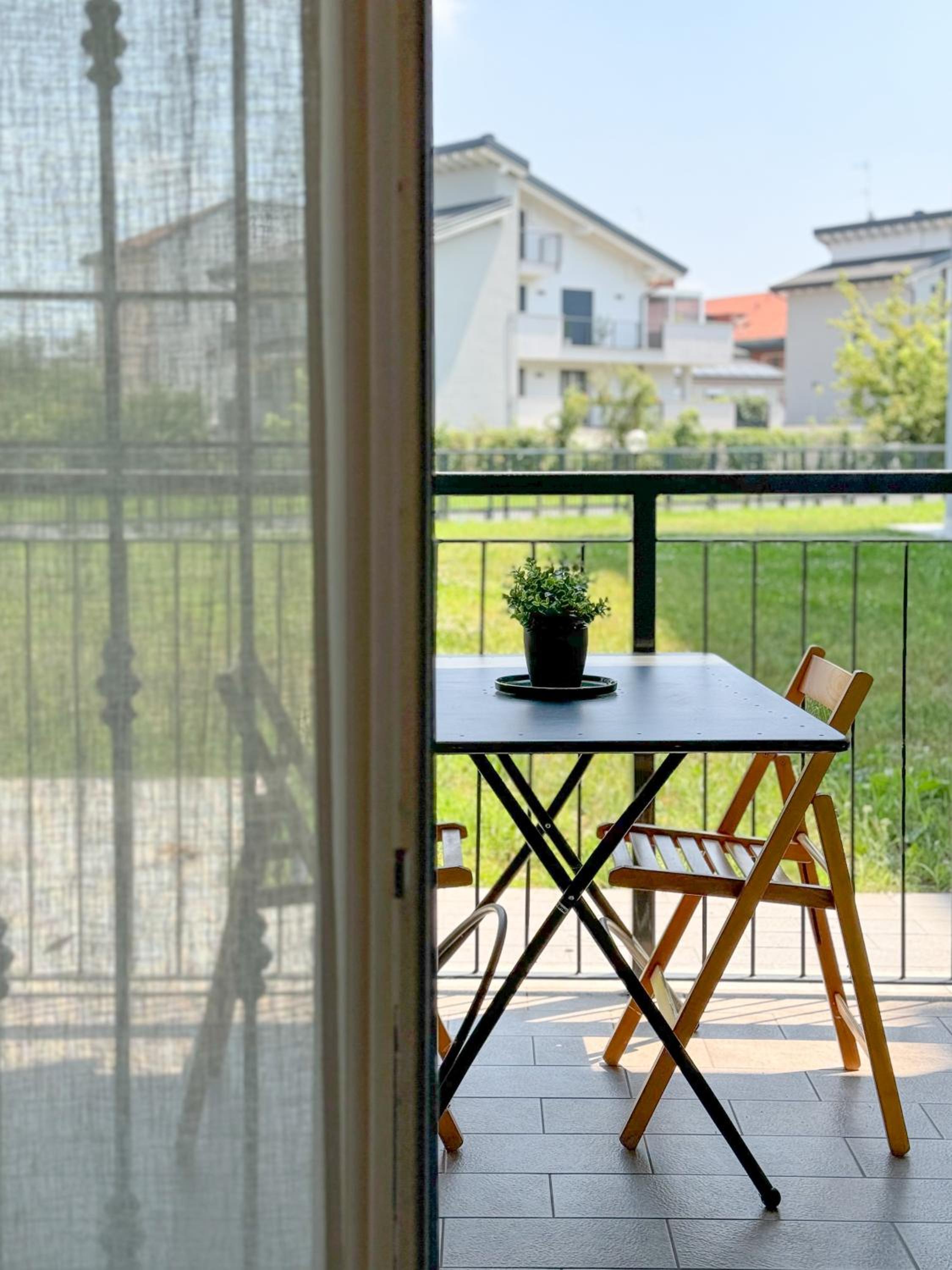 ArtStay Apt near Rho Fiera, Pool, Parking