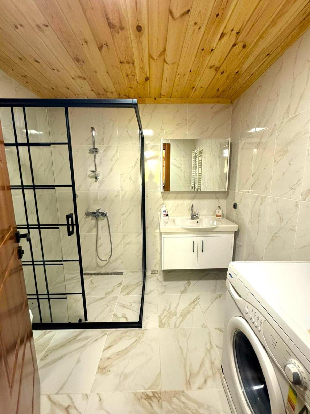 Yüce Suite