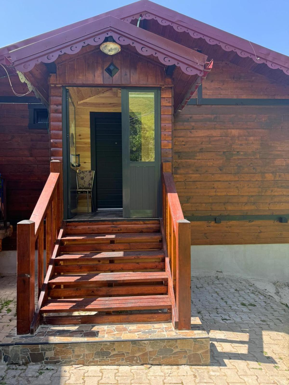 Yüce Suite