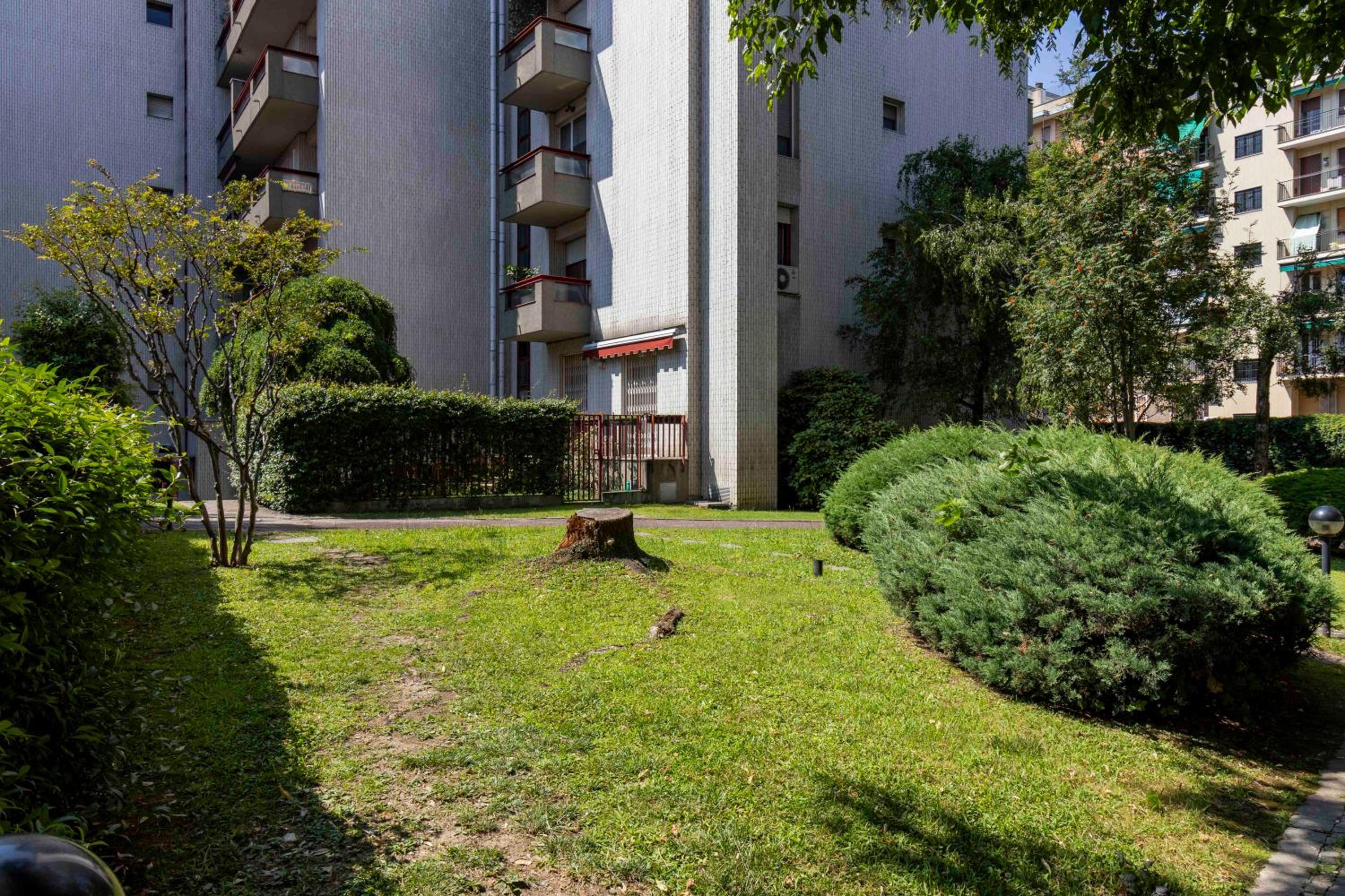 Bright House - Carozzi Apartments