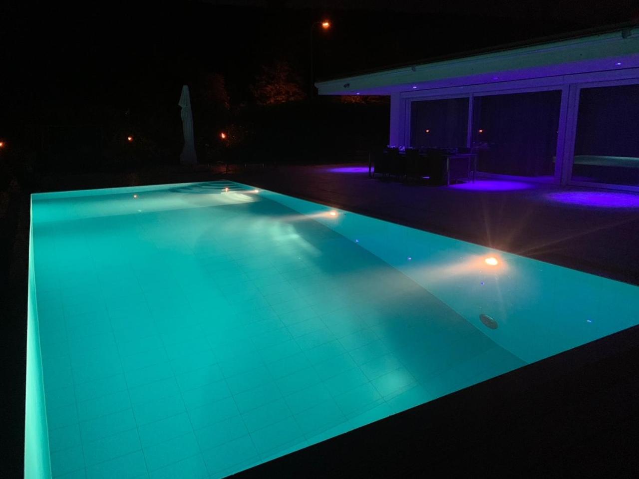 Deluxe Doppelzimmer mit Pool und Aussicht