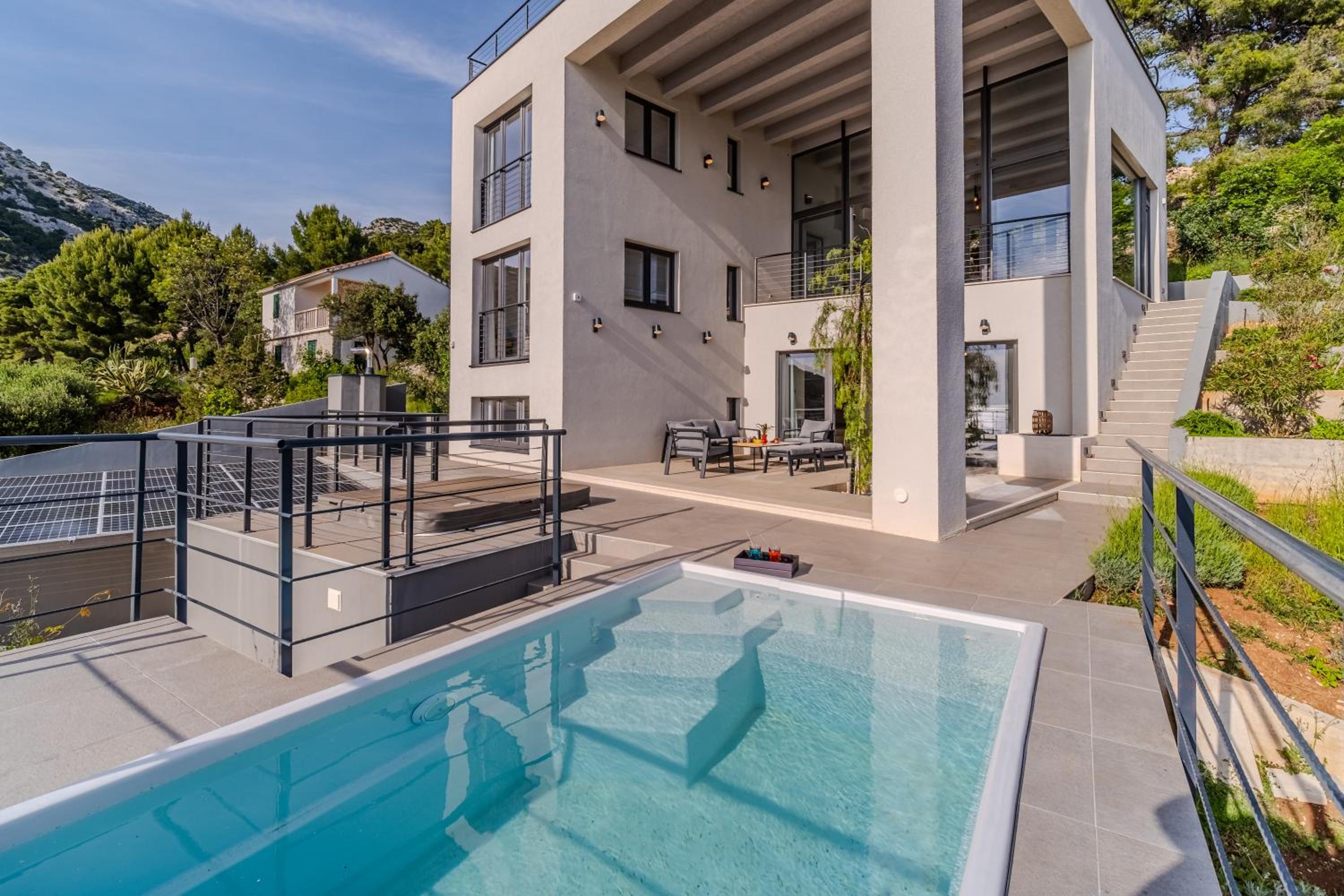 Villa Blue Horizon view 3