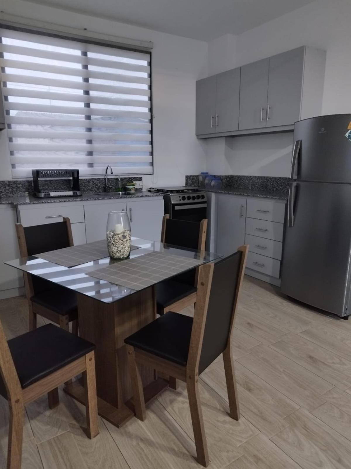 Ballenita Suites
