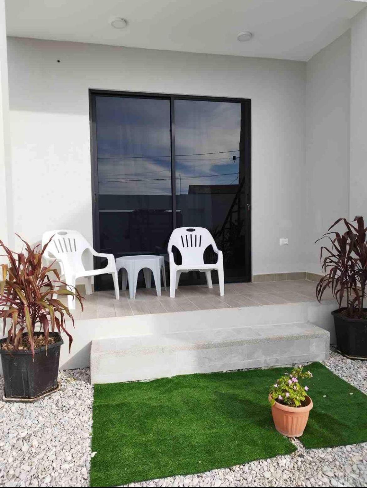 Ballenita Suites