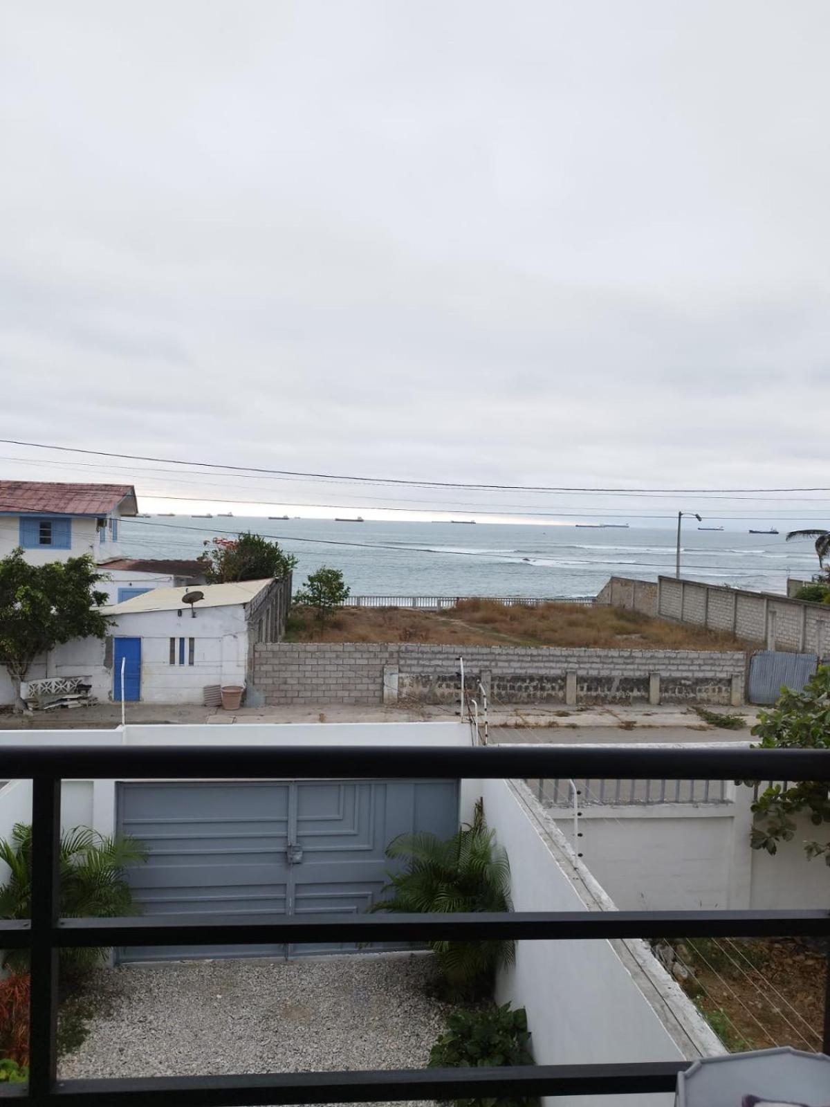 Ballenita Suites