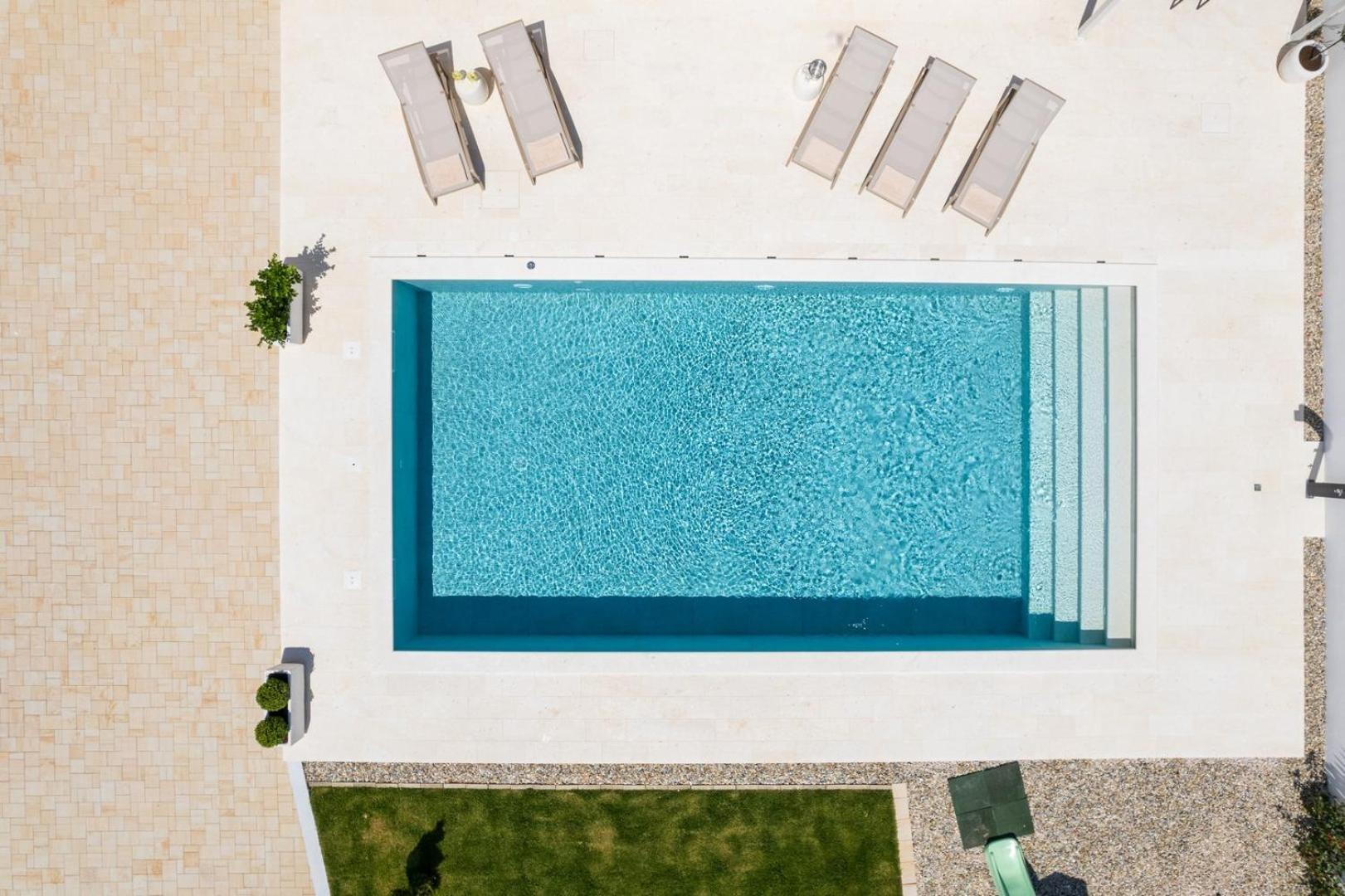 Luxury Villa Morus with pool 50m2 gym view 4