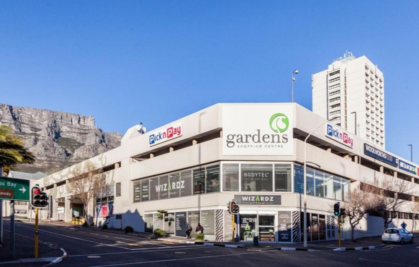 U PRIVATE STUDIO apartment in Gardens Centre