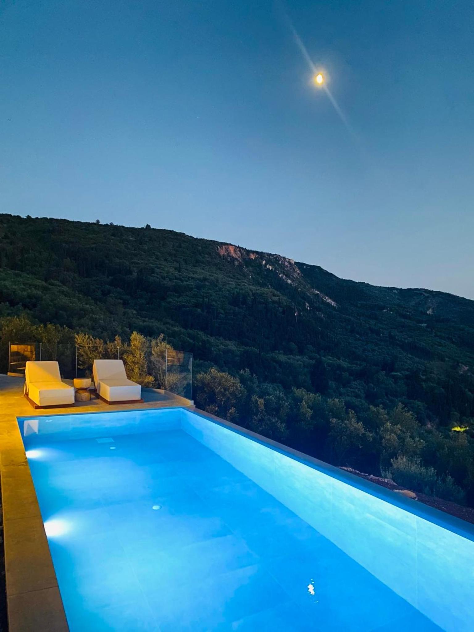 Nimbus Villas