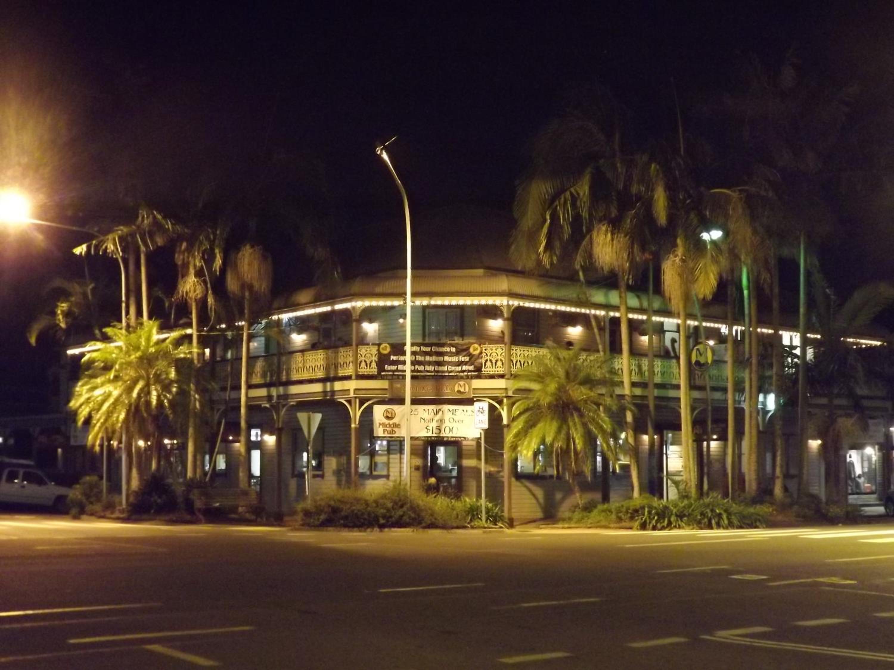 The Middle Pub - Image 4