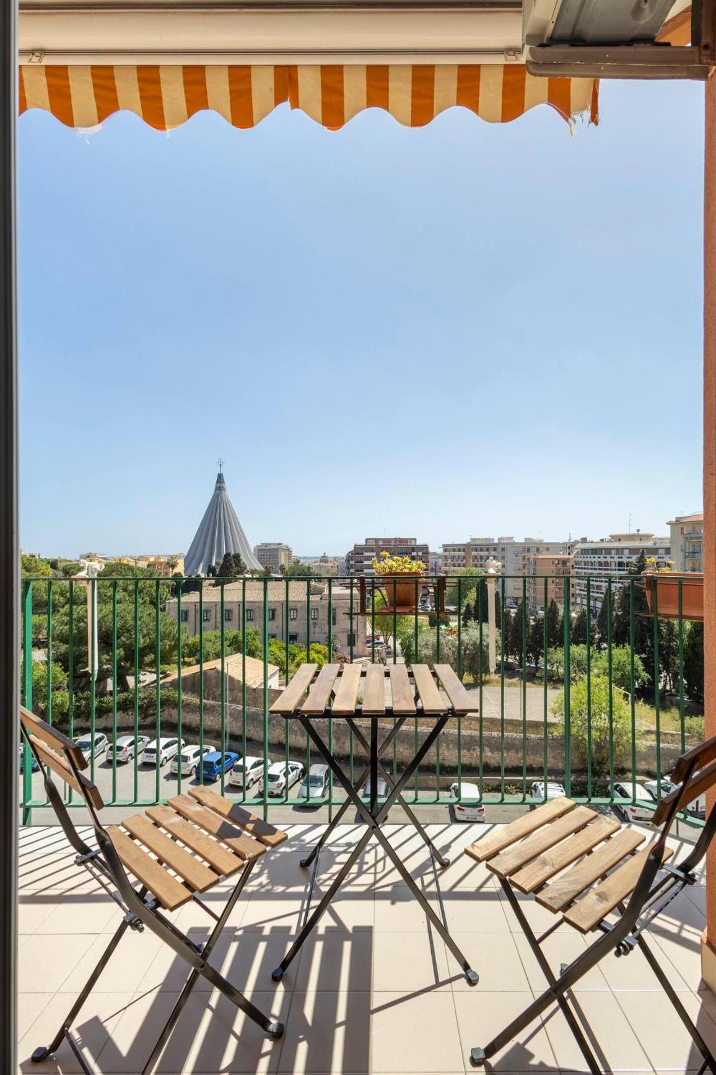 Panoramic Rooms